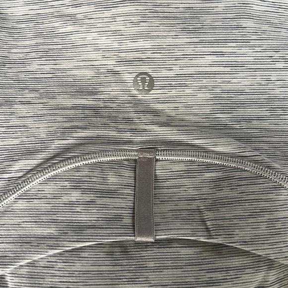 Lululemon Jacket - Size 6 - Picture 4 of 5